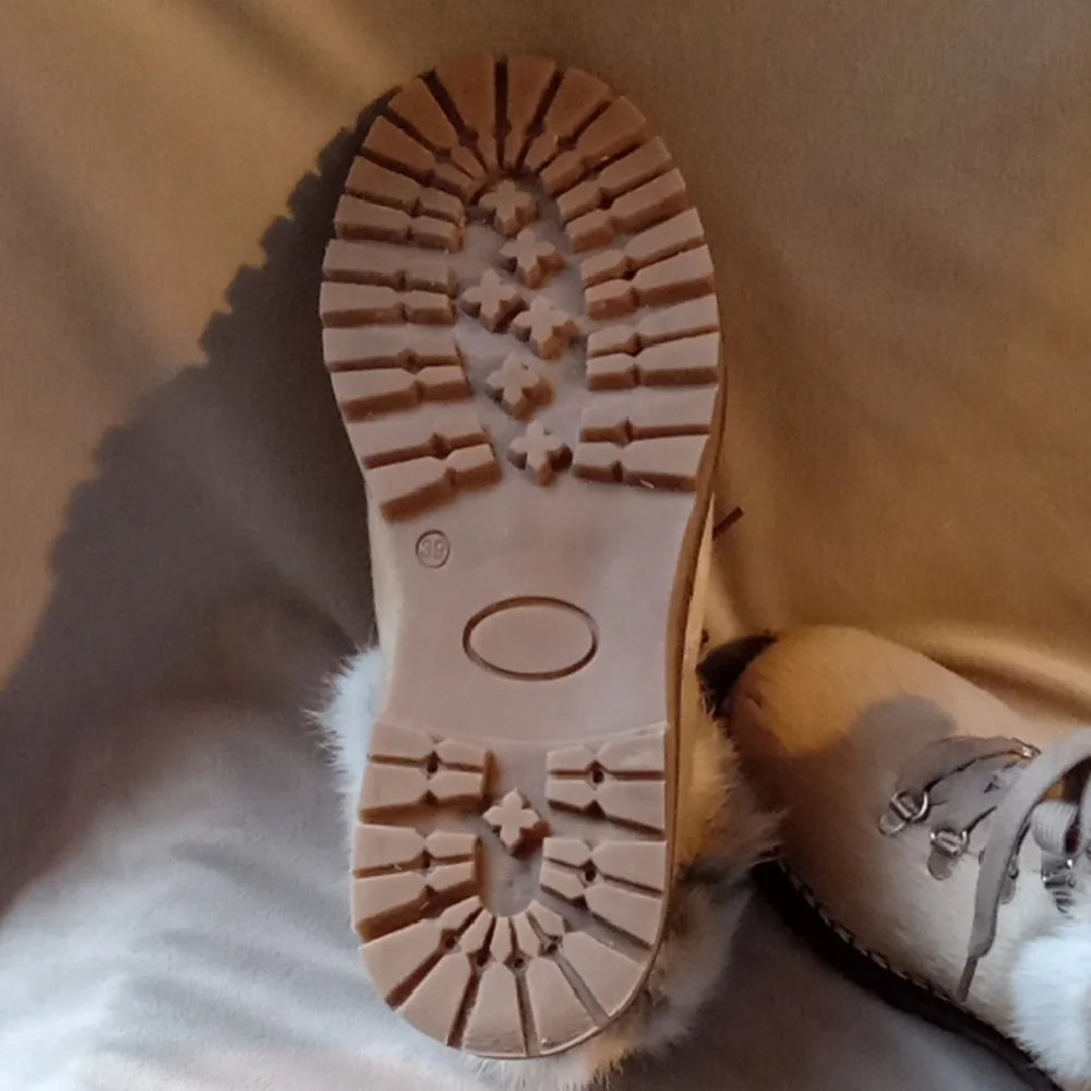 Pajar Cream Fur-Trimmed Ankle Boots - Picture 4 of 7